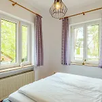 Luebcke, 4 *
